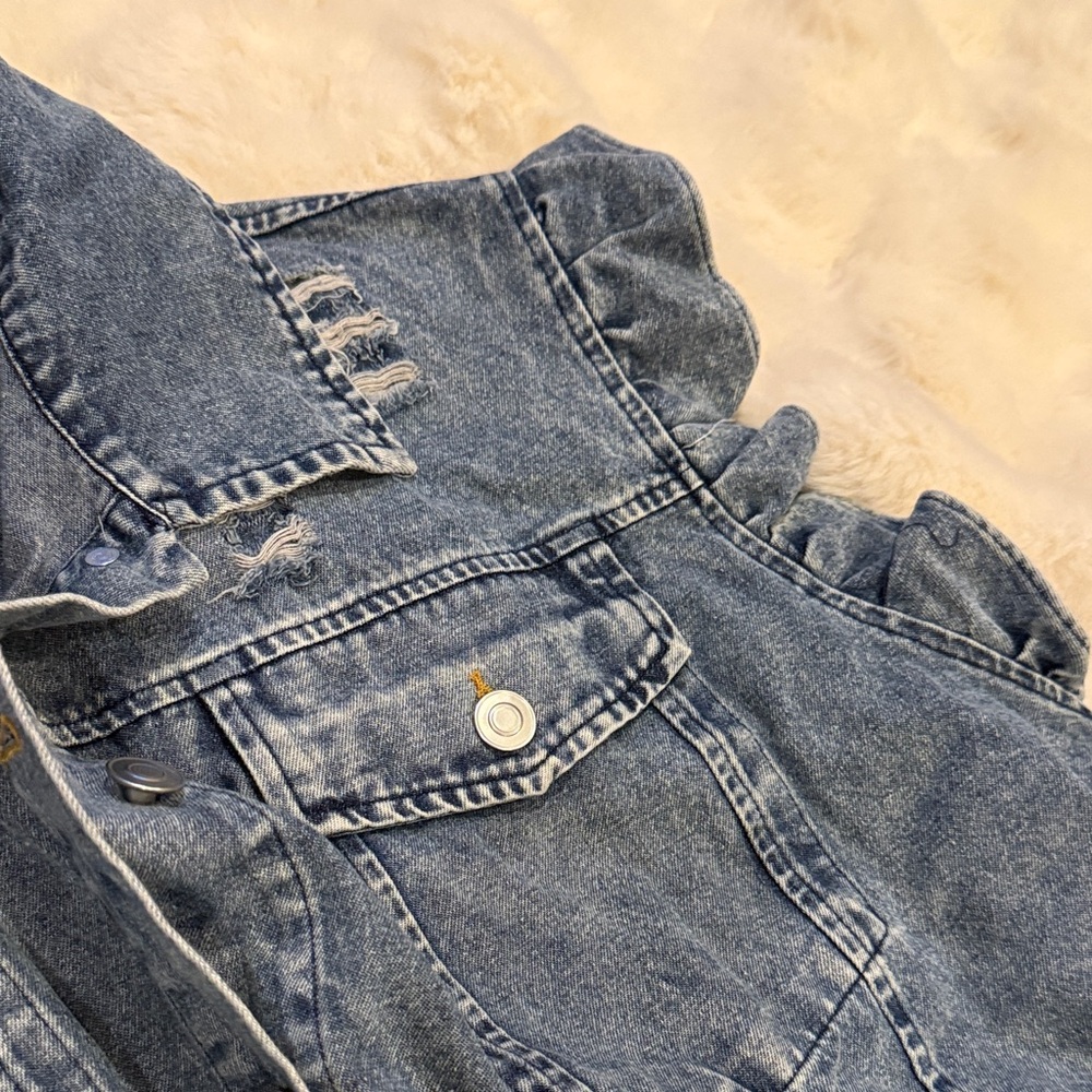 Denim Ruffle Sleeve Vest - Picture 4 of 5